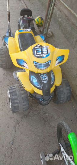 Детский квадроцикл на аккумуляторе