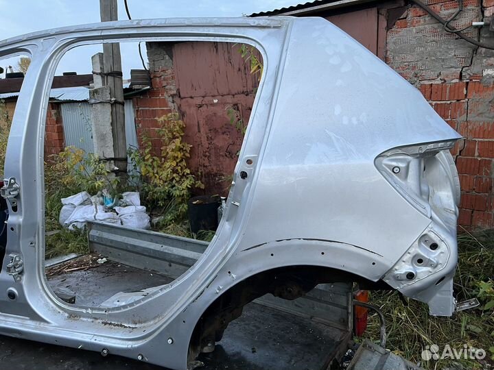 Крыло заднее Порог левый Renault Sandero 2