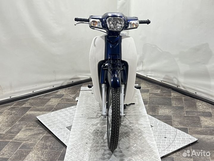 Мопед Honda Super Cub PGM-FI AA04 (2012г.в.)