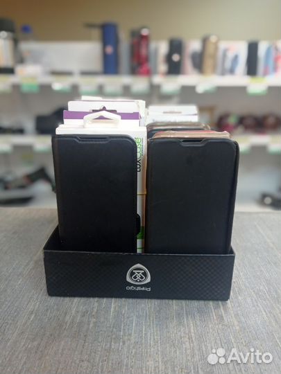 Чехлы для телефонов