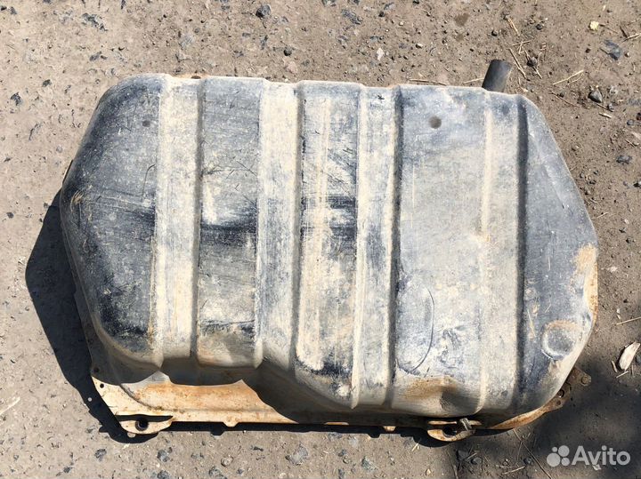 Бензобак Mitsubishi Mirage CJ