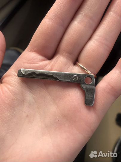 Ключ от Mercedes-Benz и volvo S60 оригинал