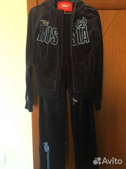 Спортивный костюм