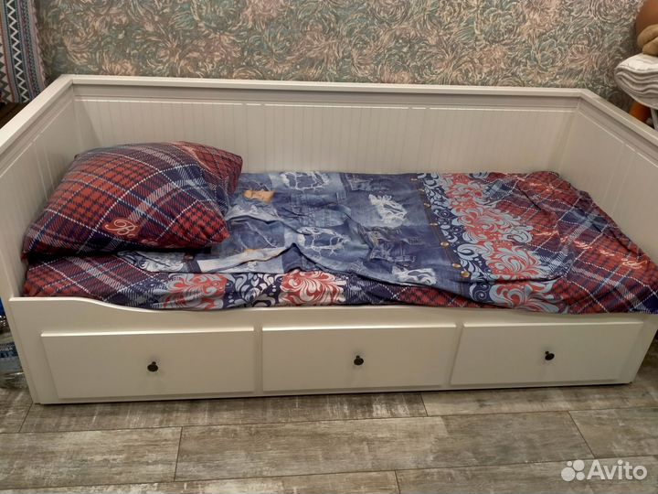 Кровать IKEA хемнэс