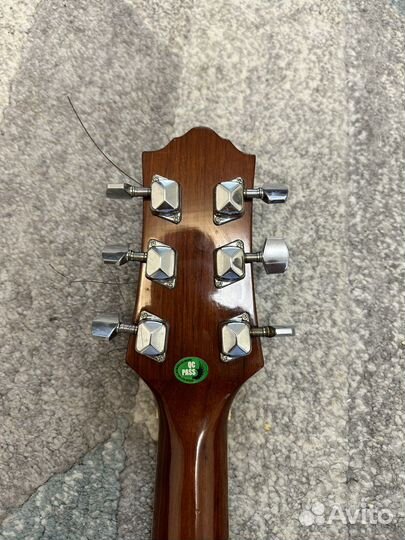 Акустическая гитара flight