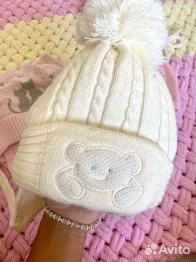 Набор шапочек на 1,5-4 года новые и бу