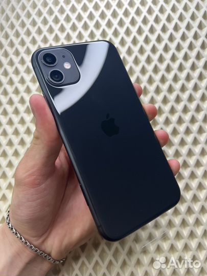 iPhone 11, 256 ГБ