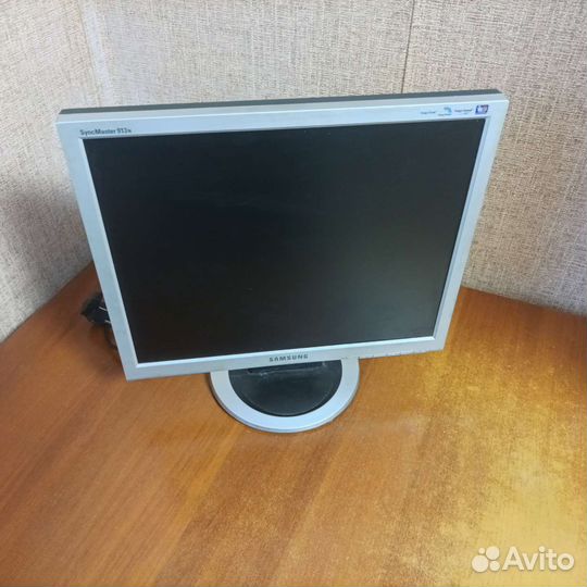 Монитор Samsung syncmaster 913n s
