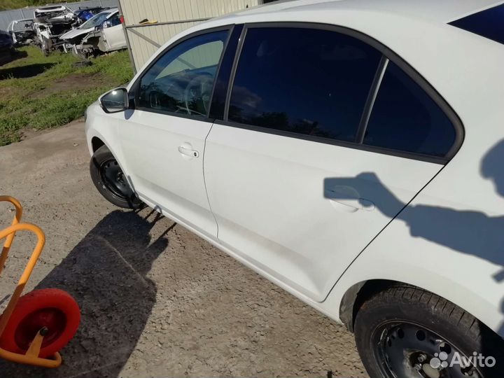 Дверь правая / левая Volkswagen polo mk6