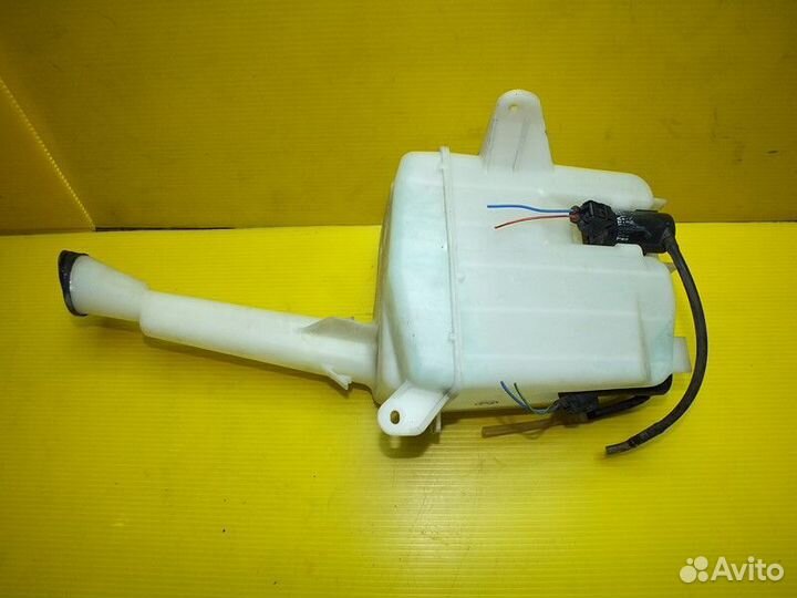 Бачок стеклоомывателя