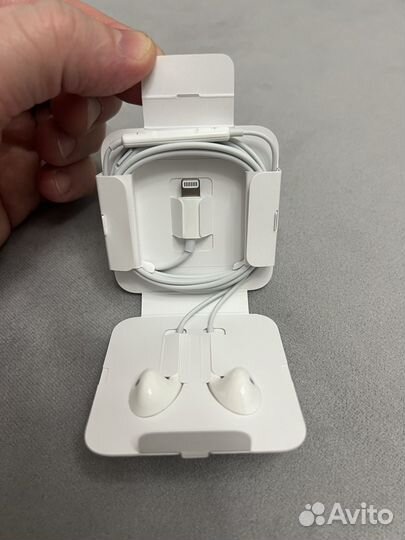 Наушники apple earpods lightning