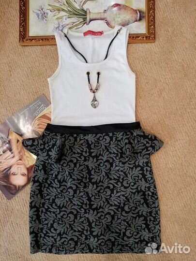 Комплект маечка и юбка 44 размер