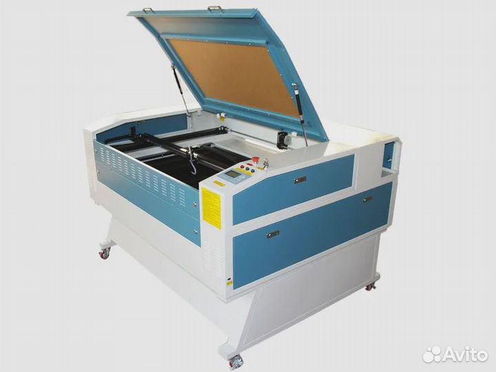 Лазерная резка и гравировка фанеры, пластика, стек