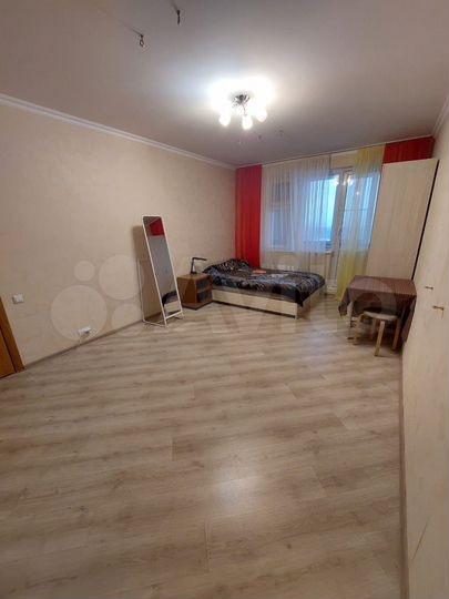 Комната 19 м² в 2-к., 22/25 эт.