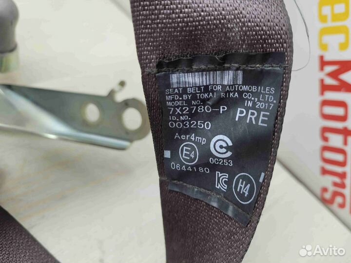 Ремень безопасности задний левый Lexus RX