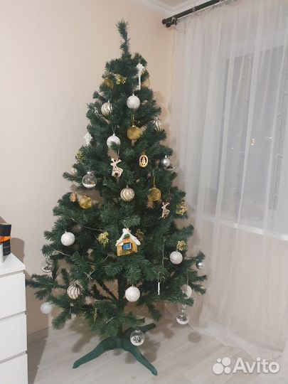 Ёлка искусственная