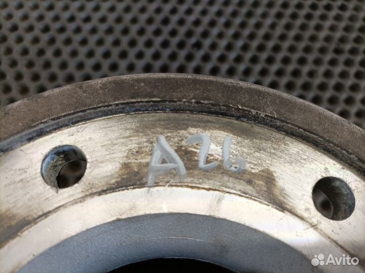 Кронштейн вискомуфты Mercedes-Benz Actros