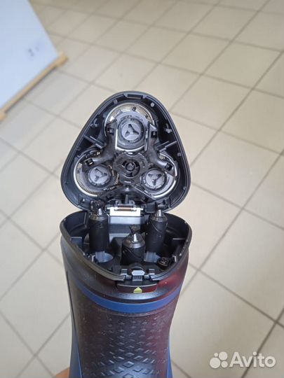 Электробритва Philips S1121/41