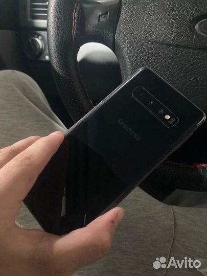 Samsung Galaxy S10, 8/128 ГБ