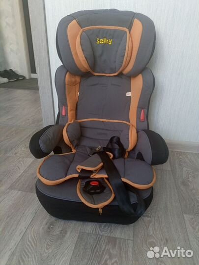 Детское кресло