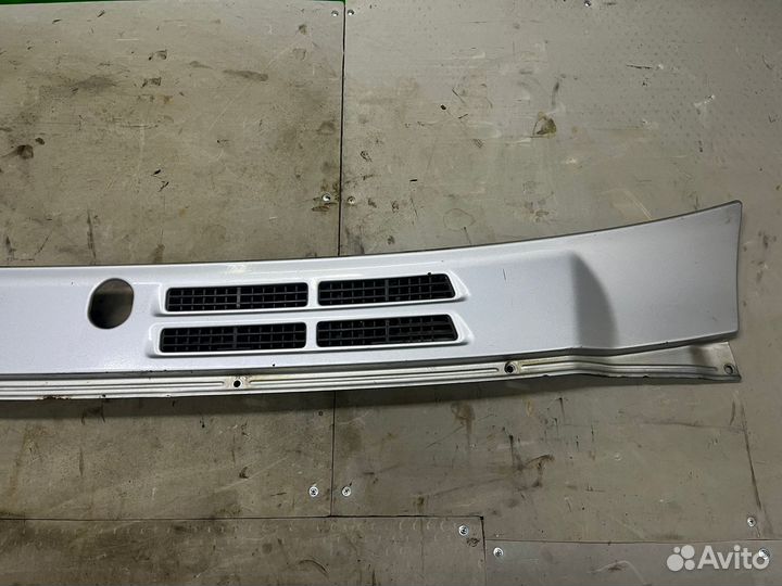 Жабо mitsubishi pajero 2