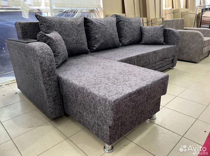 Угловой диван