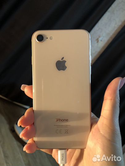 iPhone 8, 64 ГБ