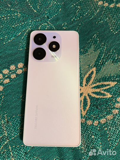 TECNO Spark 10 Pro, 8/128 ГБ