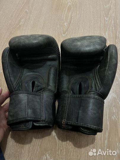 Боксерские перчатки fairtex 14 oz