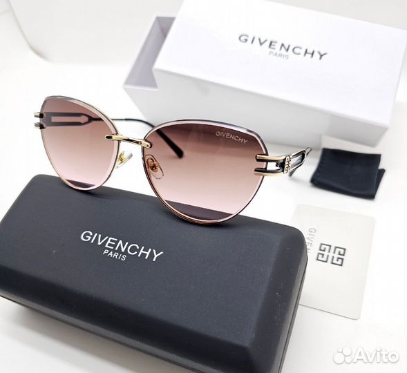 Солнцезащитные очки Givenchy