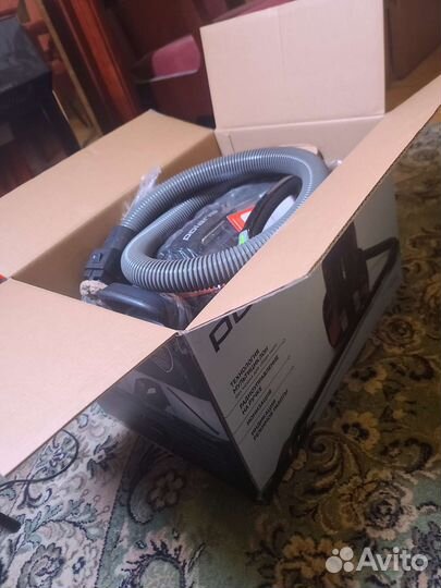 Пылесос Polaris PVC 2003RI, серый/красный