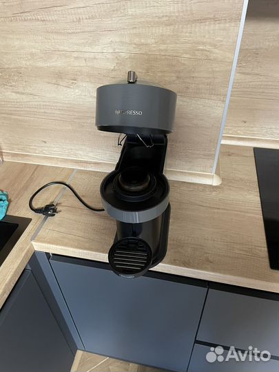 DeLonghi кофеварка nespresso ENV120.GY