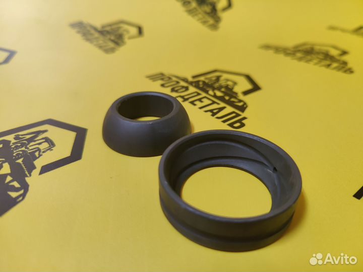 CA0123726 Подшипник шкворня сферический