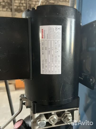 Подъемник 4-х стоечный, 4т