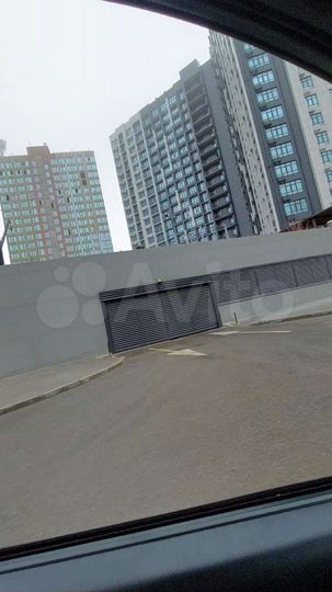 Машиноместо, 16 м²