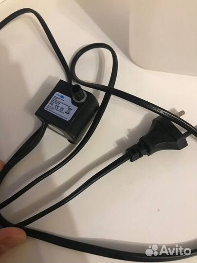 Питьевой фонтан для кошки