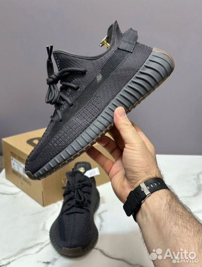 Кроссовки adidas yeezy boost 350 v2 изики черные