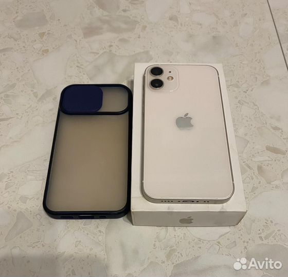 Телефон iPhone 12 mini