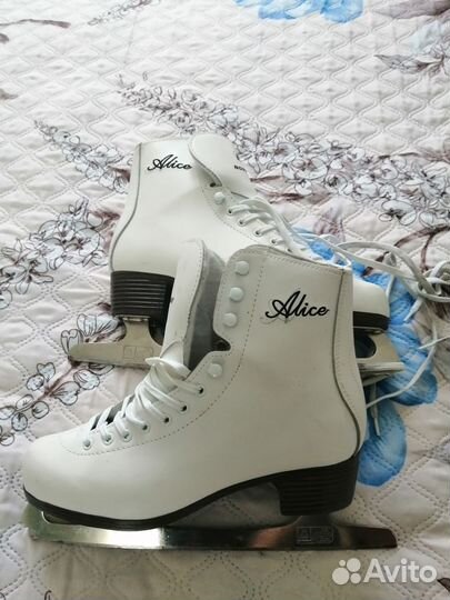 Коньки фигурные