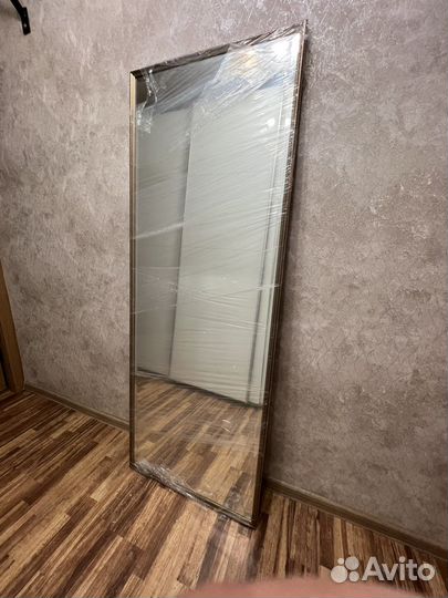 Зеркало в багете