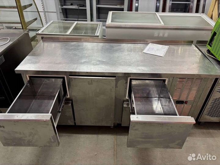 Стол холодильный (1850*700) 4 ящика, 1 дв. агрегат справа