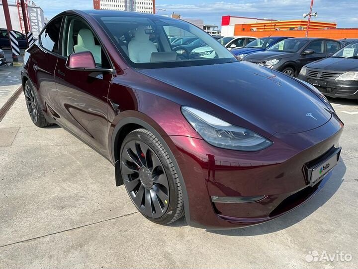 Tesla Model Y AT, 2023, 63 км