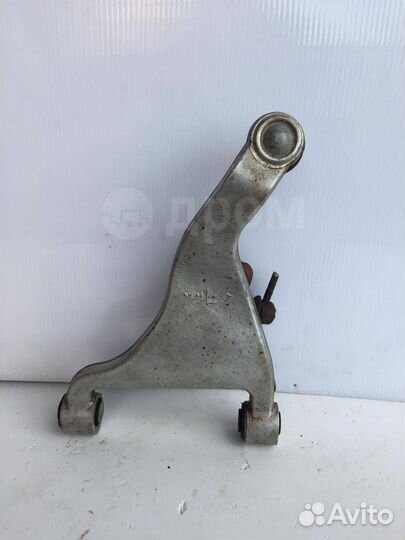 Рычаг задний верхний левый на Infiniti Fx35 Fx45