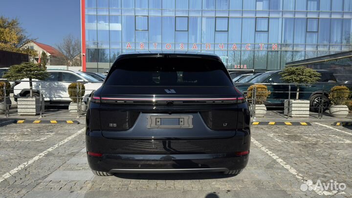 LiXiang L7 1.5 AT, 2024, 10 км