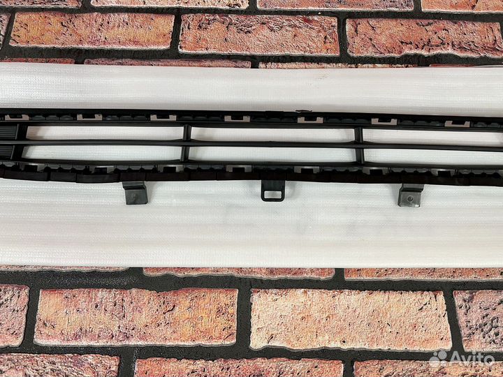 Решётка нижняя новая Солярис 2 2017-2020 года