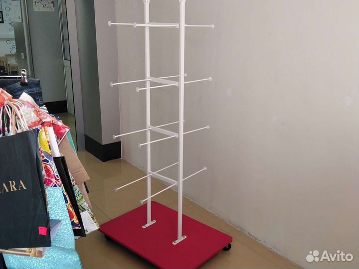 Торговая стойка