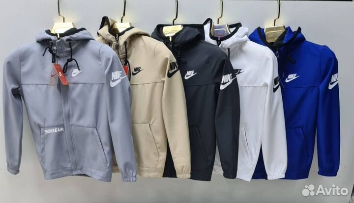 Спортивный костюм