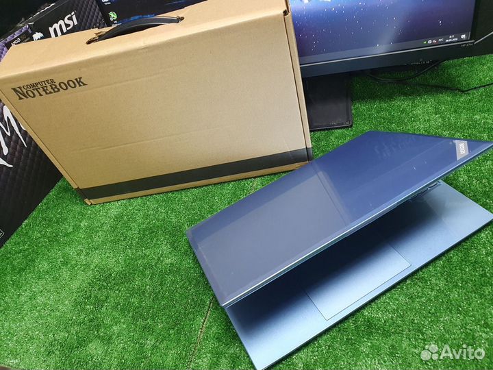 Новый ноутбук наi5 12gb DDR4 512gb ssd