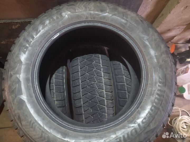 Bridgestone Blizzak DM-V2 265/65 R18 110