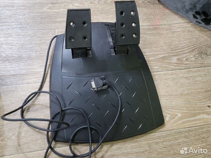 Игровой руль